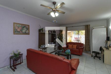 Sala de casa à venda com 4 quartos, 160m² em Vila Nilo, São Paulo