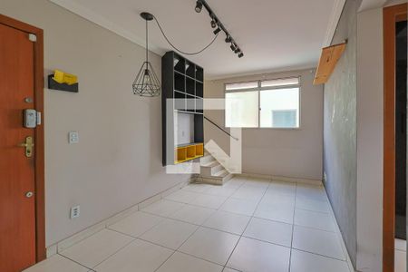 Sala de apartamento à venda com 2 quartos, 100m² em Arvoredo, Contagem