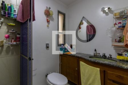 Banheiro de apartamento à venda com 2 quartos, 70m² em Centro, Guarulhos