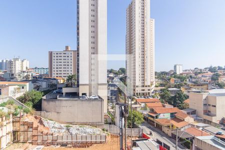 Vista da sala e quarto 1 de apartamento à venda com 3 quartos, 69m² em Jardim Sindona, Osasco