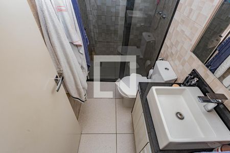 Banheiro de apartamento à venda com 2 quartos, 55m² em Jardim Patente Novo, São Paulo