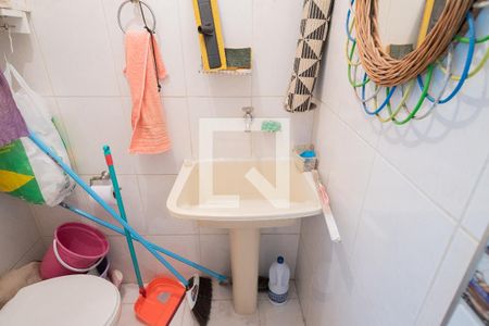 Apartamento à venda com 124m², 3 quartos e 1 vaga Apartamento à venda com 124m², 3 quartos e 1 vagaÁrea de Serviço e Banheiro de Serviço