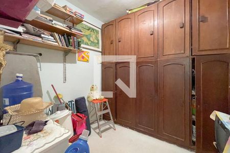 Apartamento à venda com 124m², 3 quartos e 1 vaga Apartamento à venda com 124m², 3 quartos e 1 vagaQuarto de Serviço