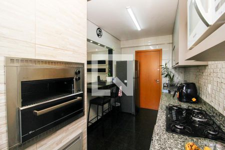 Cozinha de apartamento à venda com 3 quartos, 95m² em Buritis, Belo Horizonte