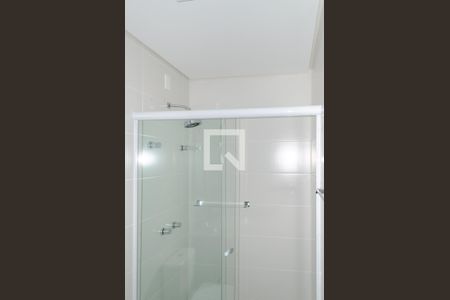 Suíte - Banheiro de apartamento para alugar com 1 quarto, 42m² em João Paulo, Florianópolis