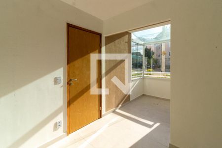 Sala de apartamento para alugar com 2 quartos, 50m² em  Jardim Isis, Cotia