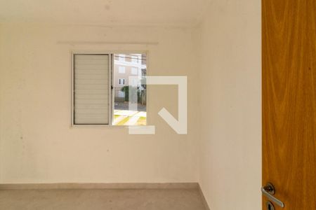 Quarto 1 de apartamento para alugar com 2 quartos, 50m² em  Jardim Isis, Cotia