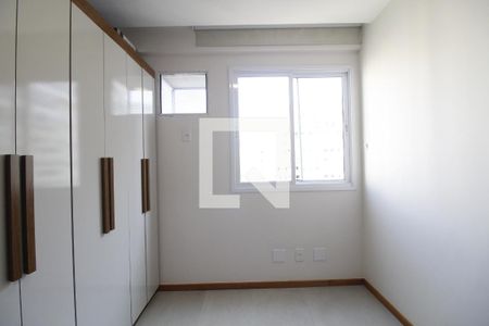 Quarto 1  de apartamento para alugar com 2 quartos, 70m² em Jacarepaguá, Rio de Janeiro