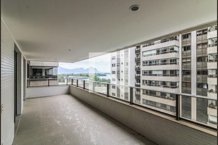 Varanda de apartamento à venda com 3 quartos, 134m² em Barra da Tijuca, Rio de Janeiro