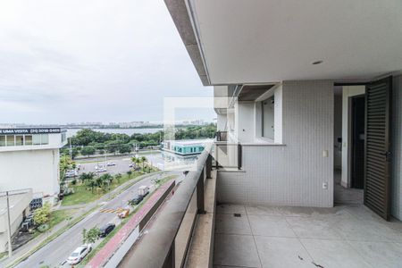 Varanda de apartamento à venda com 3 quartos, 131m² em Barra da Tijuca, Rio de Janeiro