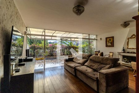 Sala de casa à venda com 5 quartos, 441m² em Pacaembu, São Paulo