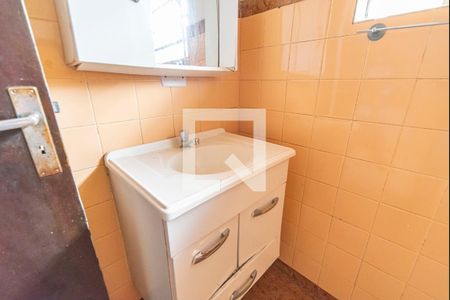 Banheiro  de casa para alugar com 2 quartos, 100m² em Jardim do Estádio, Santo André