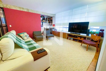 Sala de apartamento à venda com 3 quartos, 159m² em Cerqueira César, São Paulo