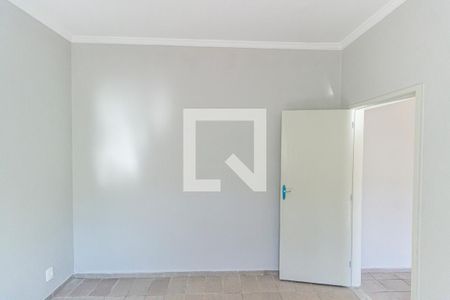 Quarto de casa para alugar com 1 quarto, 50m² em Irajá, Rio de Janeiro