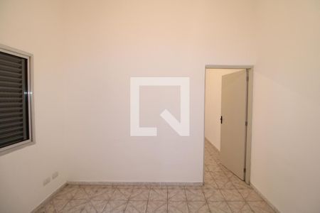 Quarto 1 de casa para alugar com 2 quartos, 70m² em Jardim Santo Alberto, São Paulo