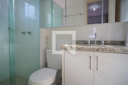 Banheiro da Suíte de apartamento para alugar com 3 quartos, 155m² em Pantanal, Florianópolis