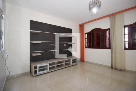 Sala 1 de casa para alugar com 3 quartos, 408m² em Taguatinga Norte (taguatinga), Brasília