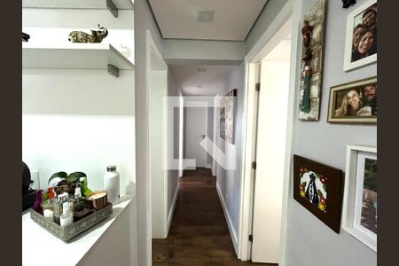 Corredor de apartamento à venda com 3 quartos, 103m² em Vila Santa Catarina, São Paulo