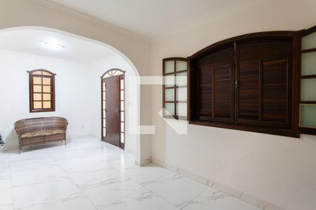 Sala 2 de casa à venda com 2 quartos, 174m² em Campo Alegre, Belo Horizonte