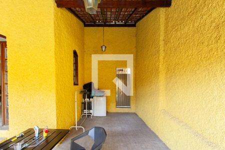 Varanda Sala 1 de casa à venda com 2 quartos, 174m² em Campo Alegre, Belo Horizonte