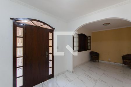 Sala 1 de casa à venda com 2 quartos, 174m² em Campo Alegre, Belo Horizonte