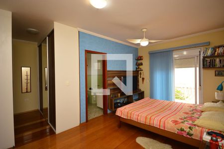 Suíte 1 de casa de condomínio à venda com 4 quartos, 300m² em Jardim Campo Grande, São Paulo