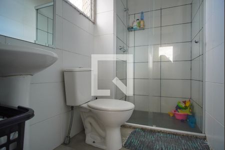 Banheiro da Suíte de apartamento à venda com 3 quartos, 71m² em Sarandi, Porto Alegre