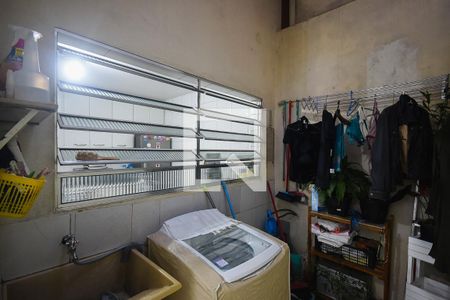 Casa à venda com 120m², 2 quartos e 2 vagas Casa à venda com 120m², 2 quartos e 2 vagasÁrea de Serviço