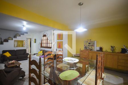Sala de casa para alugar com 2 quartos, 120m² em Cidade Intercap, Taboão da Serra