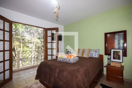 Casa à venda com 120m², 2 quartos e 2 vagas Casa à venda com 120m², 2 quartos e 2 vagasSuíte