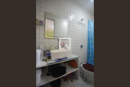 Casa à venda com 120m², 2 quartos e 2 vagas Casa à venda com 120m², 2 quartos e 2 vagasBanheiro Suíte