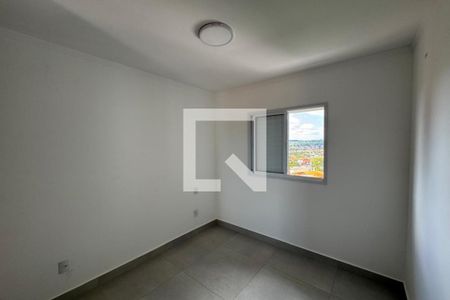 Quarto 01 de apartamento para alugar com 1 quarto, 42m² em Ribeirânia, Ribeirão Preto