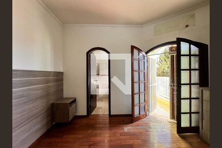 Suite  de casa à venda com 3 quartos, 220m² em Jardim Santo Antônio, Santo André