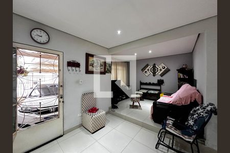 Sala de casa para alugar com 3 quartos, 120m² em Jardim Aeroporto, São Paulo