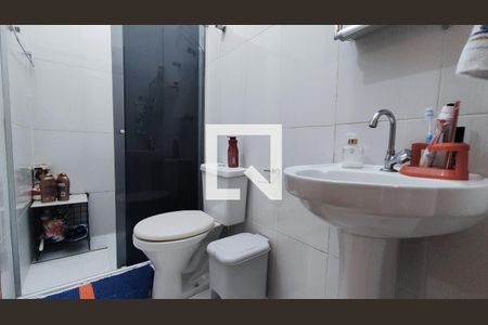 BANHEIRO de casa à venda com 3 quartos, 109m² em Heliópolis, Belo Horizonte