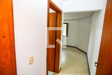 Corredor de casa de condomínio para alugar com 2 quartos, 130m² em Jardim Krahe, Viamão