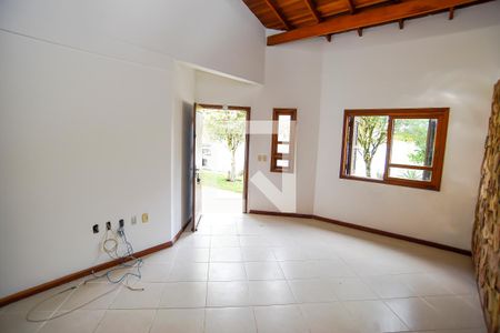 Sala de casa de condomínio para alugar com 3 quartos, 130m² em Jardim Krahe, Viamão