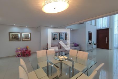 Sala de casa de condomínio à venda com 4 quartos, 305m² em Swiss Park, Campinas