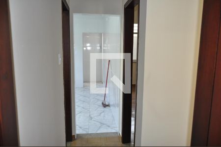 Corredor de apartamento para alugar com 2 quartos, 65m² em Engenho Novo, Rio de Janeiro