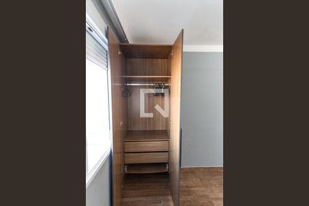 Quarto 1   de apartamento para alugar com 2 quartos, 45m² em Jardim Brasil, São Paulo