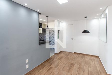 Sala   de apartamento para alugar com 2 quartos, 45m² em Jardim Brasil, São Paulo