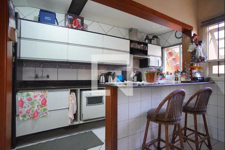 Cozinha de casa à venda com 5 quartos, 329m² em Sarandi, Porto Alegre