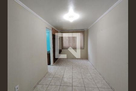 Sala de apartamento para alugar com 2 quartos, 42m² em Jardim Dayse, Ferraz de Vasconcelos