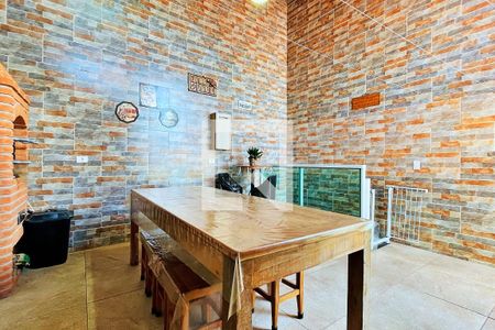 Casa à venda com 119m², 2 quartos e 2 vagas Casa à venda com 119m², 2 quartos e 2 vagasÁrea da Churrasqueira