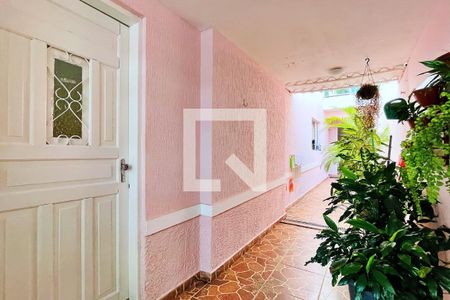 Casa à venda com 119m², 2 quartos e 2 vagas Casa à venda com 119m², 2 quartos e 2 vagasÁrea externa