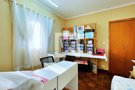 Casa à venda com 119m², 2 quartos e 2 vagas Casa à venda com 119m², 2 quartos e 2 vagasQuarto 2