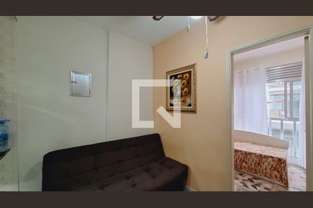 Sala de apartamento para alugar com 2 quartos, 43m² em Canto do Forte, Praia Grande