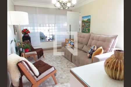 Sala de casa à venda com 6 quartos, 250m² em Vila Sonia, São Paulo
