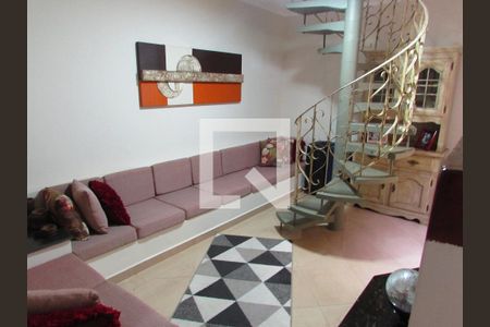 Sala 2 de casa à venda com 6 quartos, 250m² em Vila Sonia, São Paulo
