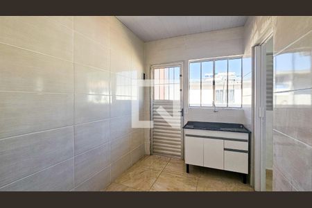 Cozinha / Area De Serviço de kitnet/studio para alugar com 1 quarto, 15m² em Jardim Nizia, São Paulo